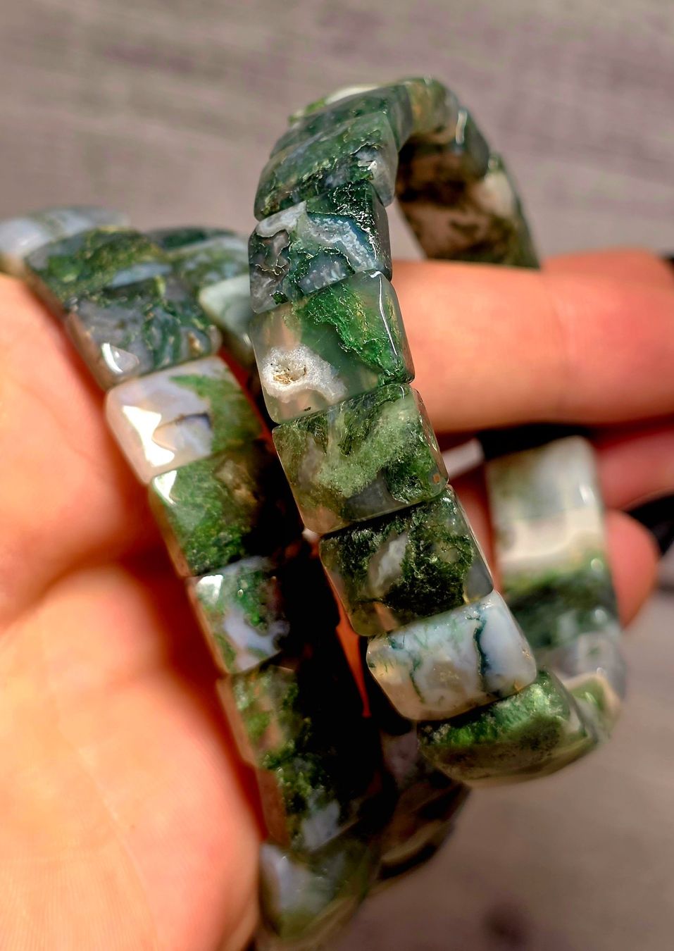 Minerali & Pietre curative: Facettiertes Moosachat Softbangle Armband – Nuovo e nell'imballaggio originale da Matzingen venduto da Shay_Crystalz 2