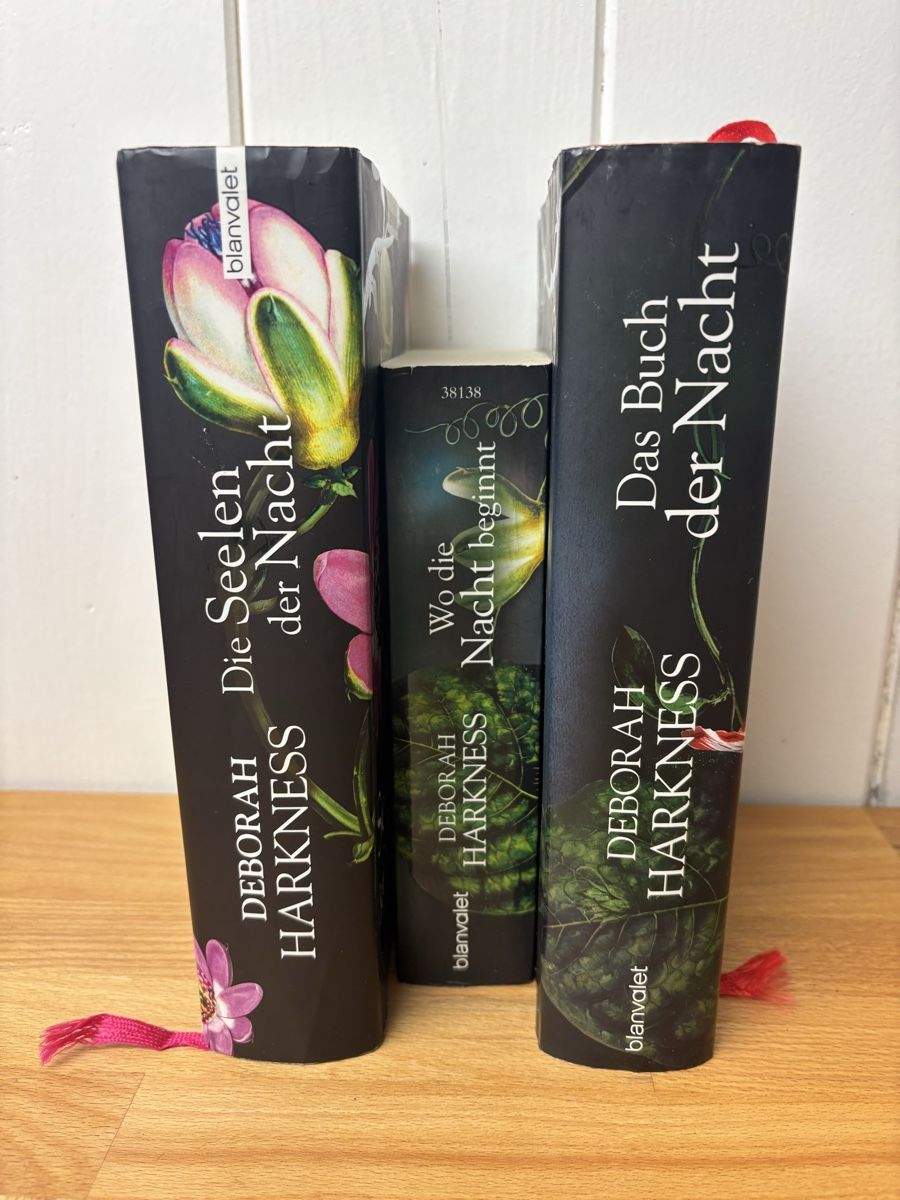 Bücher: Deborah Harkness - All Souls Trilogie – Gebraucht aus Montlingen von ann_w6t2 2