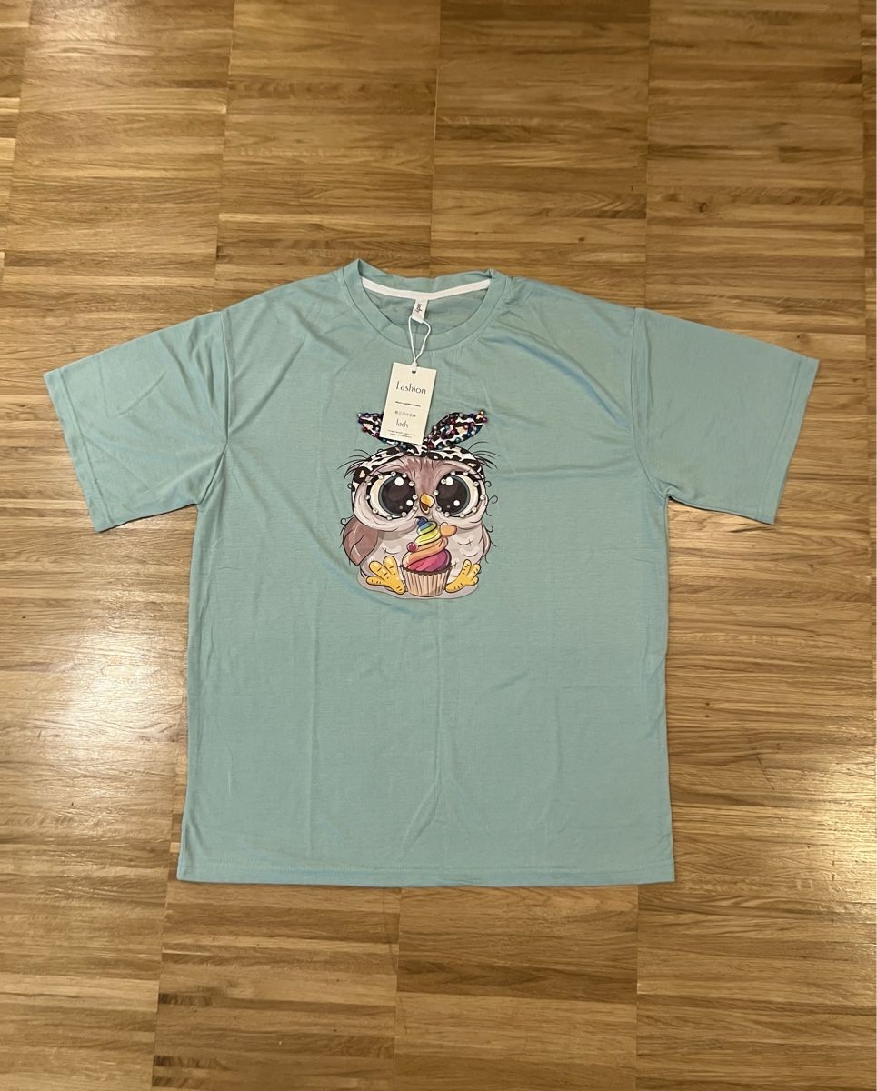 T-shirt: Light Green T-shirt – Nuovo e nell'imballaggio originale da Adliswil venduto da Marjin
