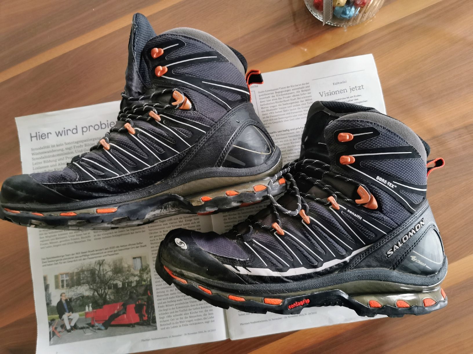 Salomon Scarpe da uomo: Salomon Herren 4D Chassis Wanderschuh gr. 44 – Usato da Stein AG venduto da salentino67 4