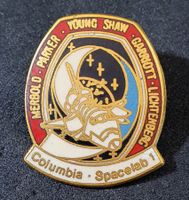 V187 - Pin NASA Columbia Spacelab 1 Merbolo Parker Young...