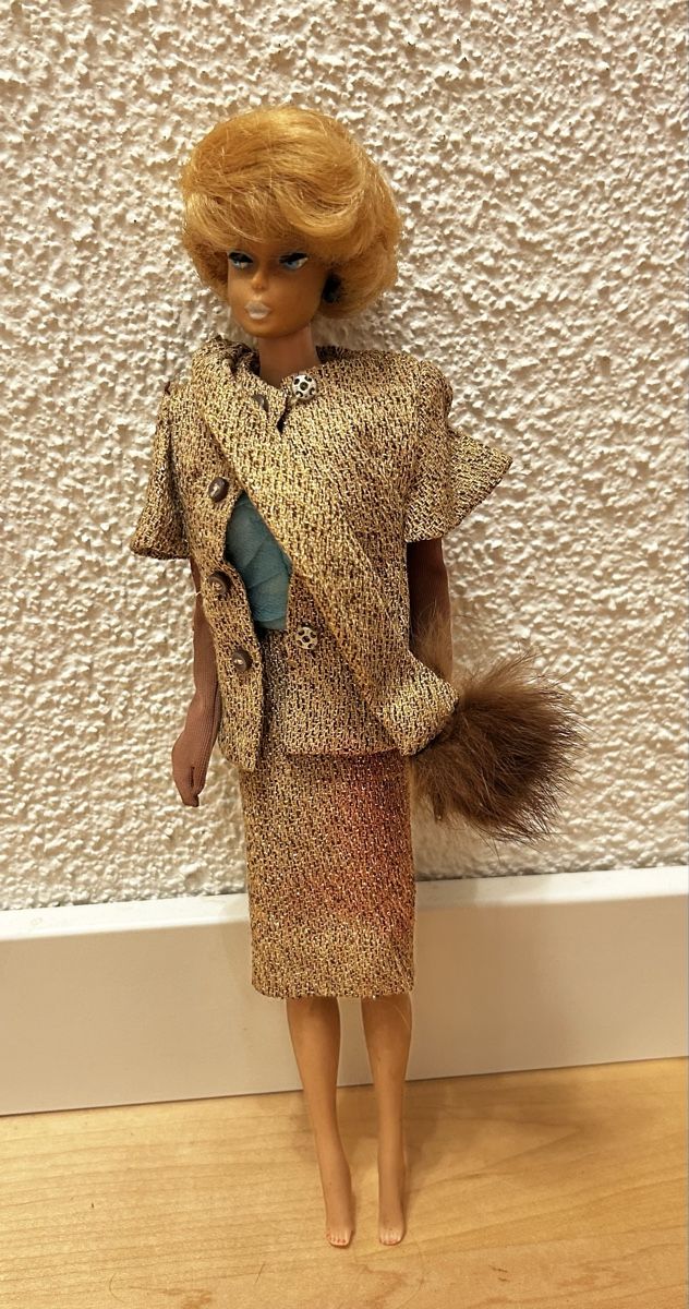 Poupées: Antike Barbie 1958 – D'occasion à Winterthur par Sunshineandrain