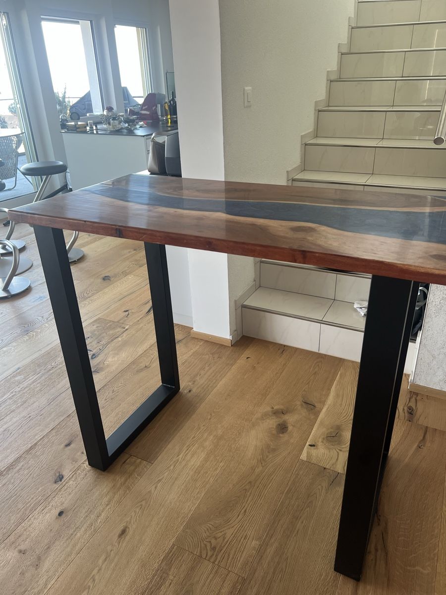 Tables: Bartisch  – D'occasion à Rorschacherberg par Thurbo1