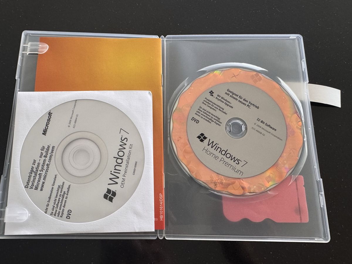 Microsoft Software: Windows 7 Home Premium OEM Lizenz mit CD Original – Usato da Gisikon venduto da Andy251 2