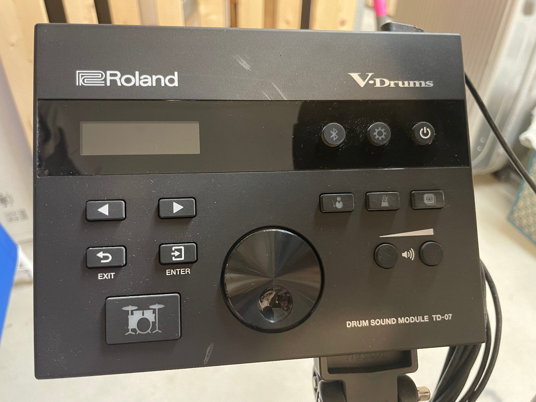 Roland Strumenti musicali: Roland TD-07 DMK electronic drumkit – Usato da Zürich venduto da vilhjalmr 2