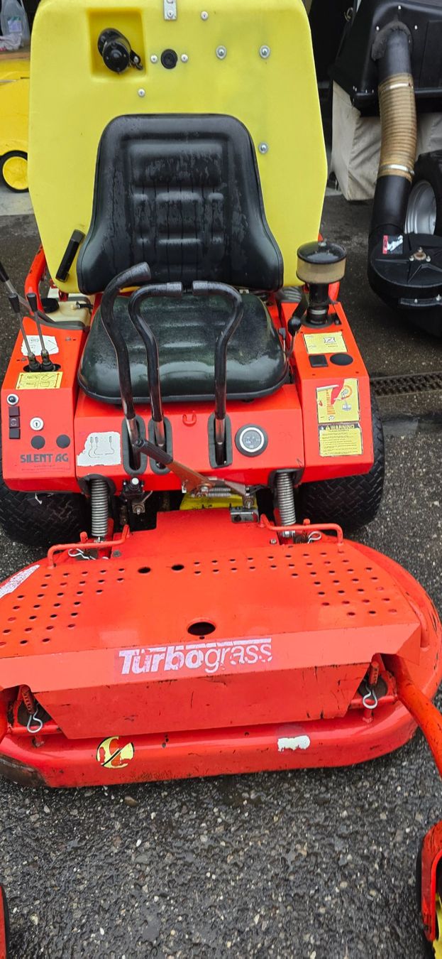 Rasenmäher: Rasenmäher Traktor Aufsitzmäher mit Zubehör – Gebraucht aus Rain von Fafan069 4