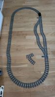 LEGO Eisenbahn Schienen Set mit Weichen und Netzteil.