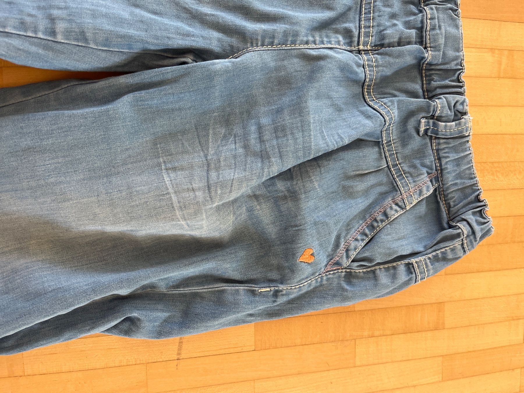 S.Oliver Pantaloni: Shorts luftiger Jeans 140 S. Oliver – Usato da Horgen venduto da Hoppelhase11 1