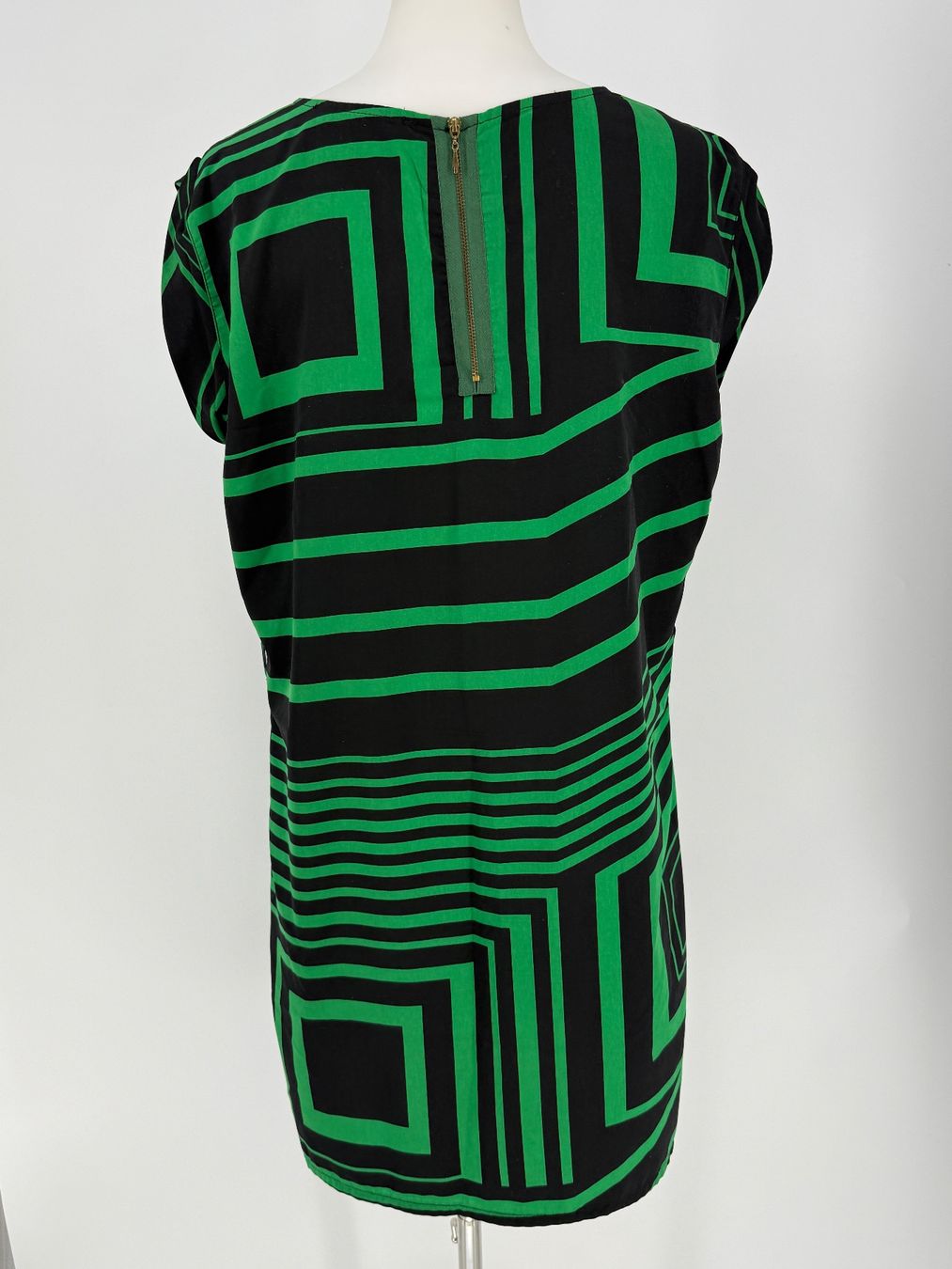 Kleider: Kleid Gr. L/XL – Gebraucht aus Auenstein von moin. 3