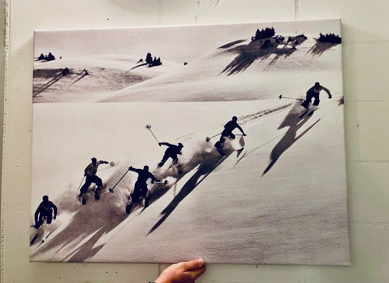 Foto & Immagini: Leinwandbild Retro Skifahrer – Nuovo (secondo la descrizione) da Bassersdorf venduto da Dobumeka
