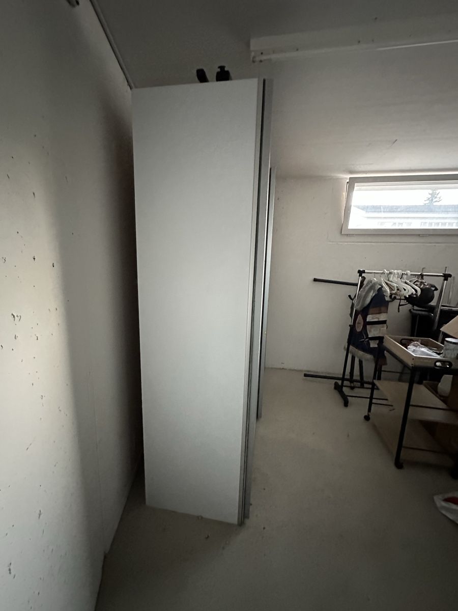 Schränke: Grosser Schrank – Gebraucht aus Abtwil AG von Kaachiing 3