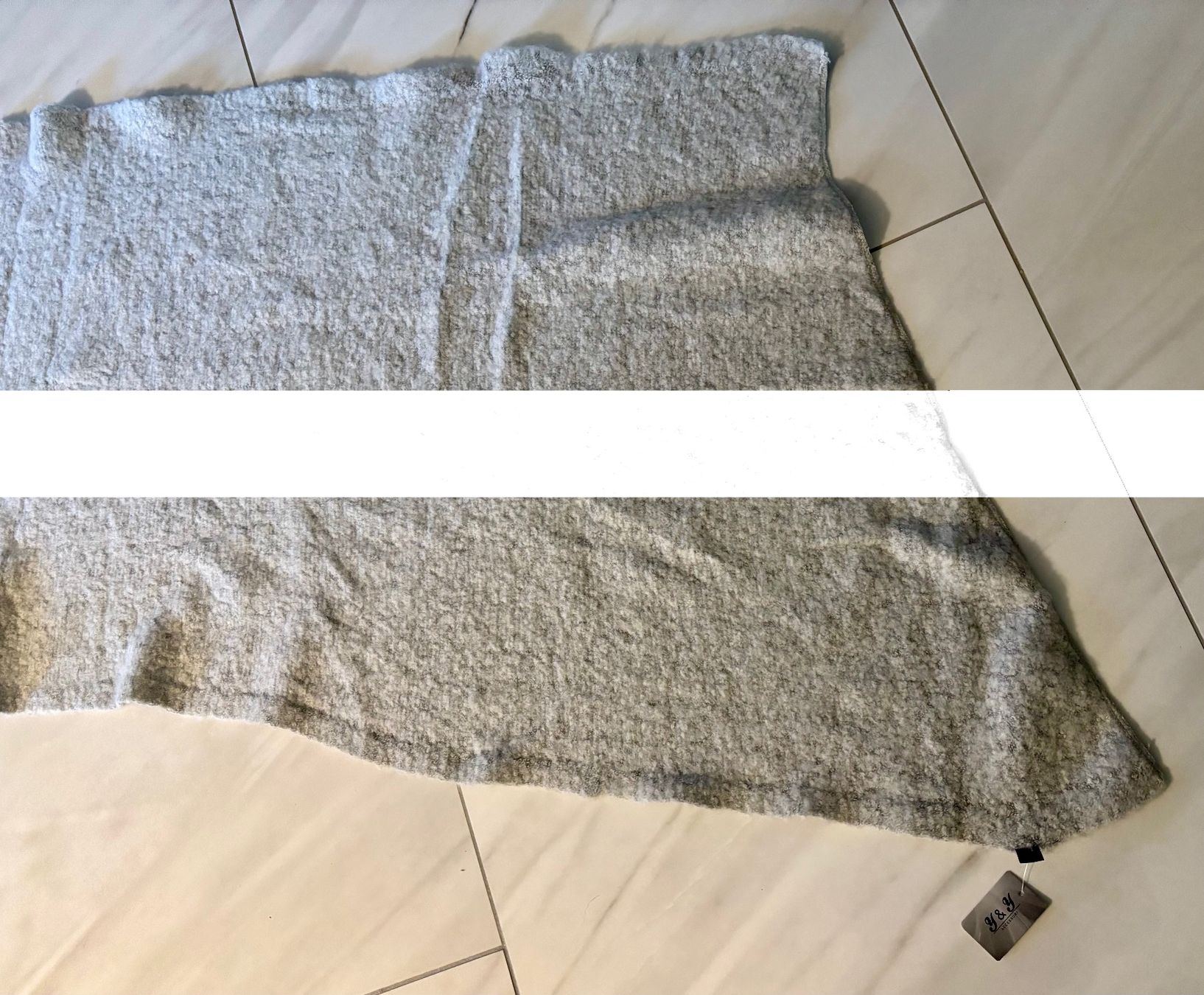Foulard & Sciarpe: Echarpe, châle d'hiver Y&Y, neuf – Nuovo (secondo la descrizione) da Losone venduto da courrier 2