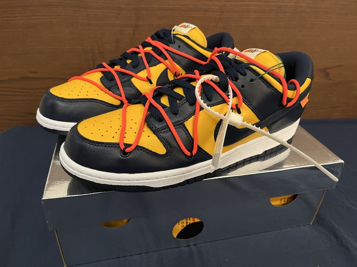 Nike Herrenschuhe: Nike Dunk low x Off White Michigan US 11 DS – Neu und originalverpackt aus Zürich von p.kanne