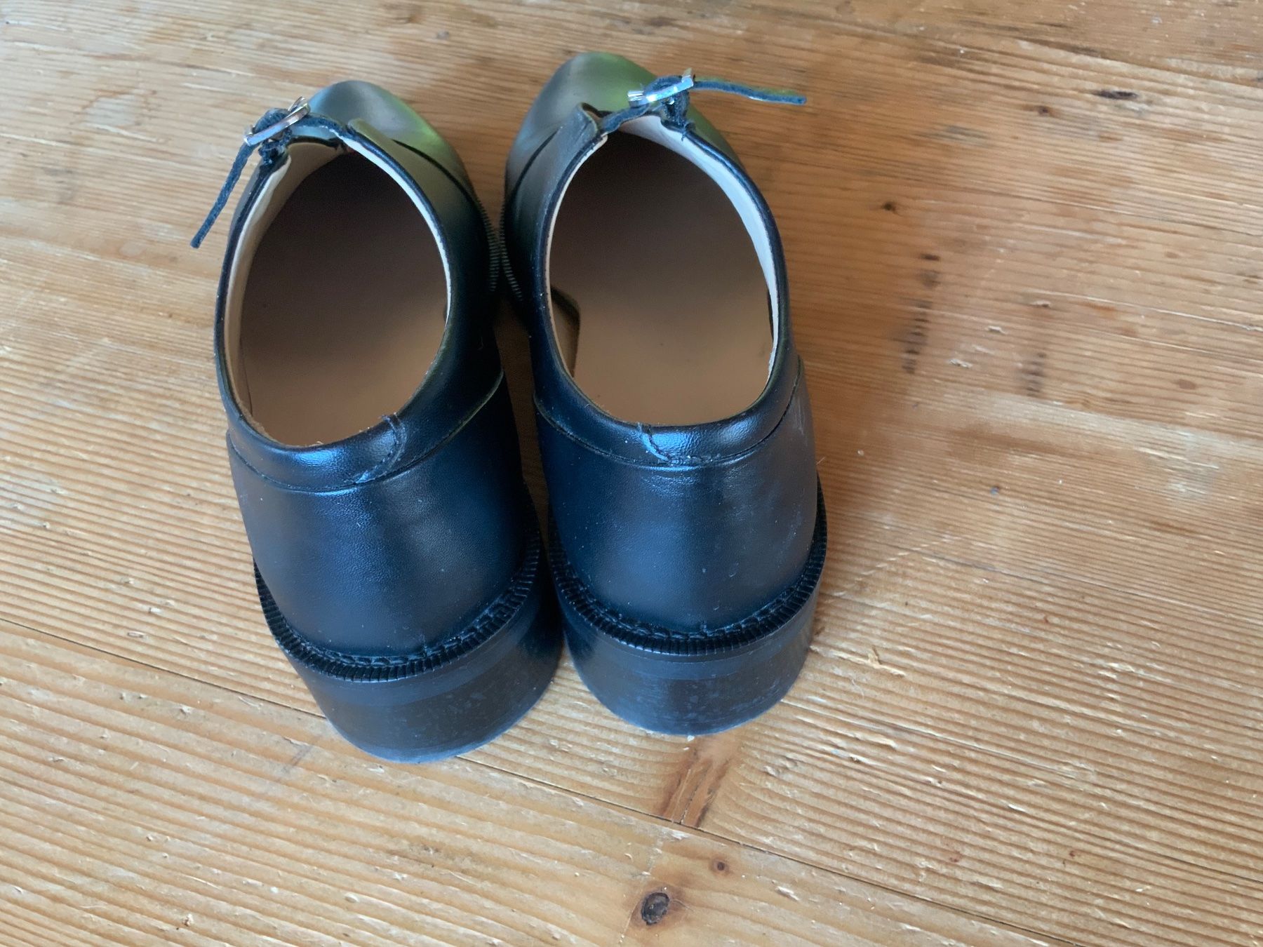 Scarpe da donna: Damen Schuhe Royal Republiq – Usato da Nesslau venduto da Giga257 5