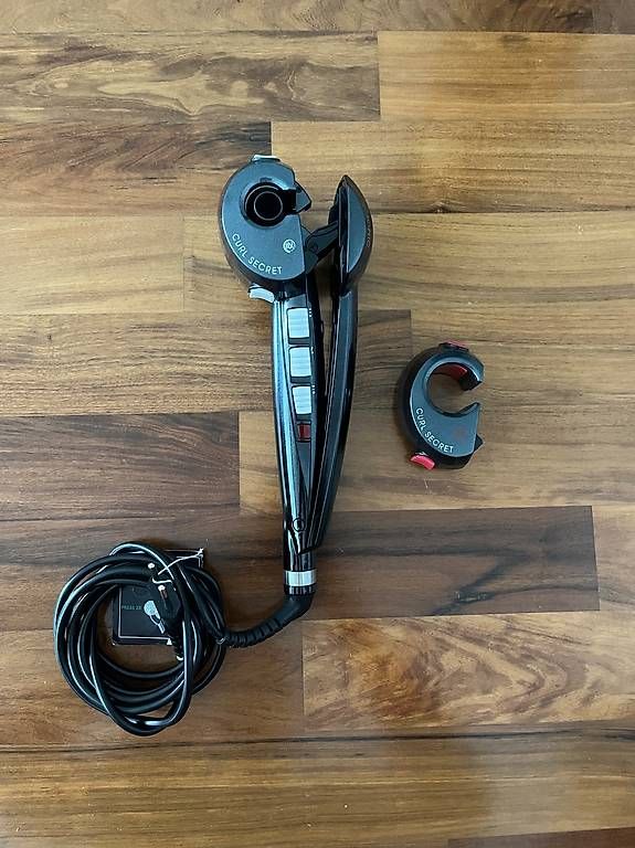 Piastre & Arricciacapelli: Lockenstab BaByliss Ionic Curl Secret – Usato da Sursee venduto da phi_s8t8