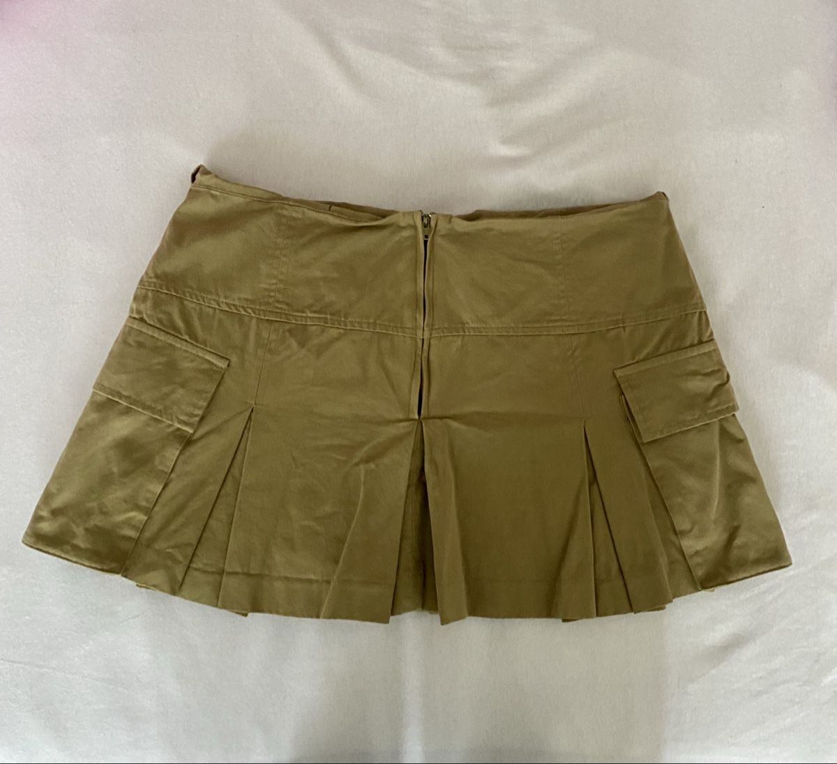 Zara Gonne: Khaki Cargo Minirock – Usato da Luzern venduto da champagnelaury 1