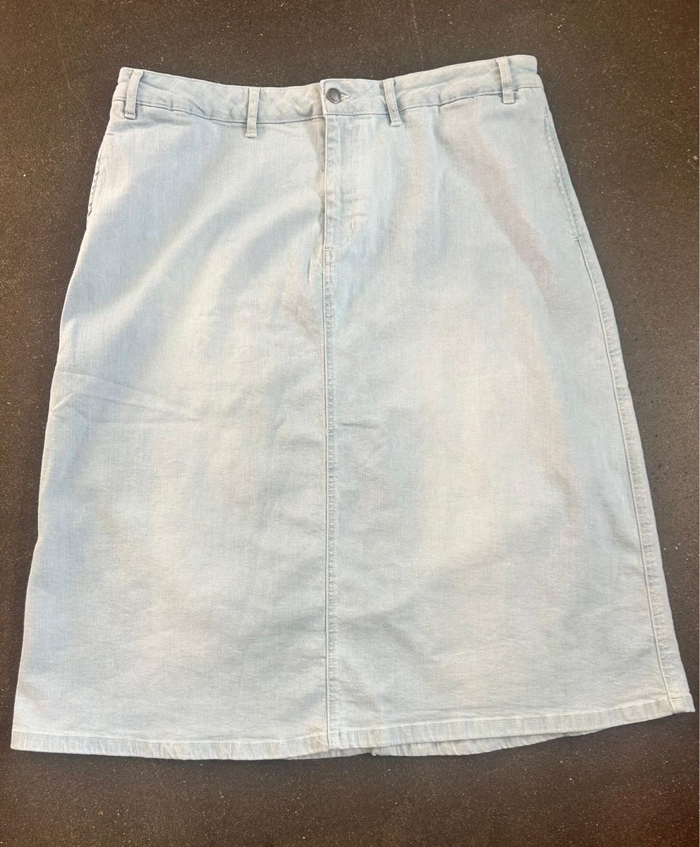 Gonne: Jupe mi-mollet en jeans taille 48 – Nuovo (secondo la descrizione) da Cornol venduto da zouzoupet