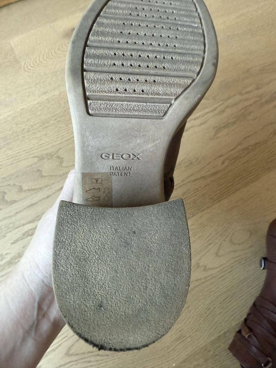 Geox Scarpe da donna: Geox Stiefeletten, Gr. 39 – Nuovo (secondo la descrizione) da St. Gallen venduto da gat_kp29 7