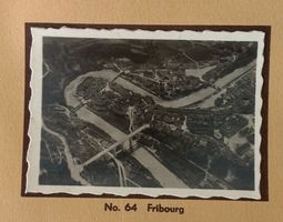 Fliegeraufnahme Walter Mittelholzer, Echtfoto, Fribourg