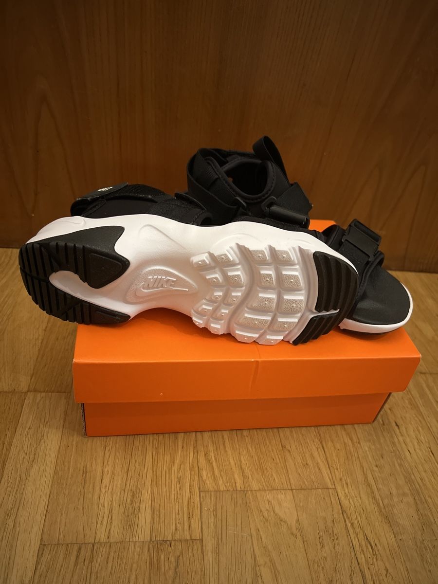 Nike Scarpe da donna: Damen | Nike Canyon Sandal Gr.38 – Nuovo e nell'imballaggio originale da Basel venduto da SimpleE 1