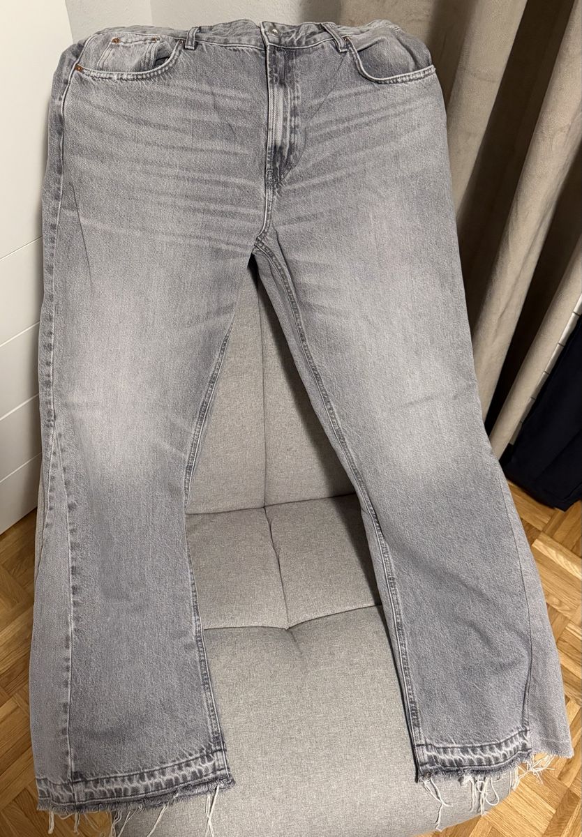 Zara Jeans: Jeans Zara – Neu und originalverpackt aus Basel von kko_8vql 1