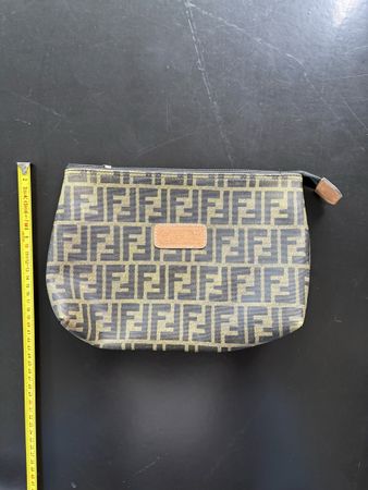 Fendi Kosmetiktasche Logo Muster braun gebraucht