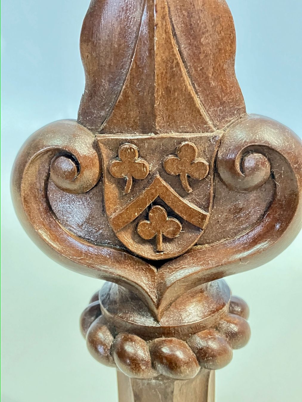 Articoli in legno: Fahnenspitz mit Wappen von Hochdorf – Usato da Horw venduto da luzernicus 1