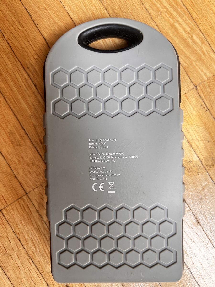 Batterie: Powerbank mit Solarpanel – Usato da Winterthur venduto da Leonie_s 1
