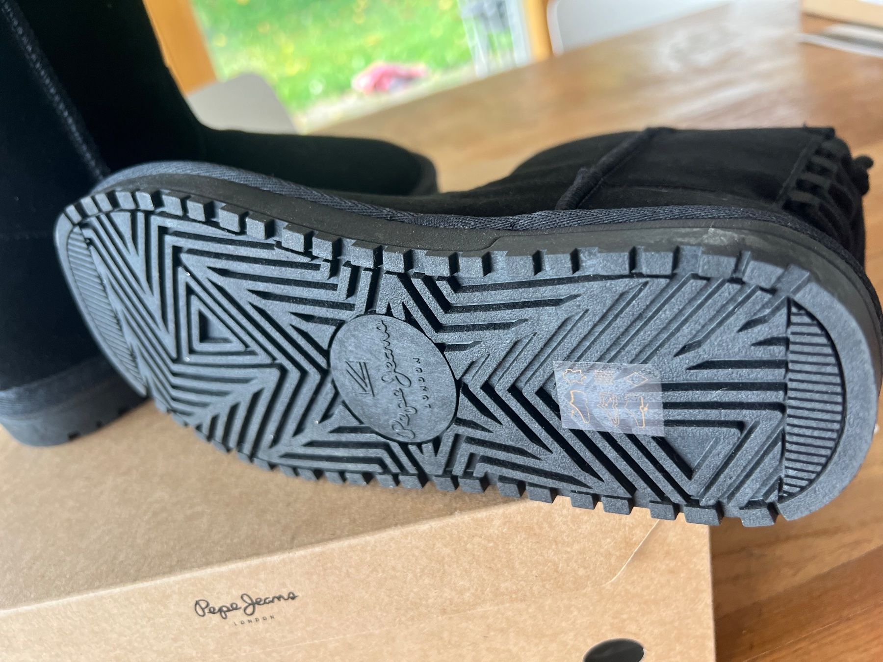 Pepe Jeans Scarpe da donna: Bottes fourrées neuve taille 37 marque Pepe Jeans – Nuovo e nell'imballaggio originale da Lugnorre venduto da jul_lnh6 2