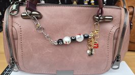 Schlüsselanhänger mit Charms: 8 Ball, Love, Schuh, Tasche