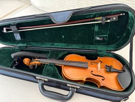 Violine mit Bogen und Koffer gebraucht guter Zustand