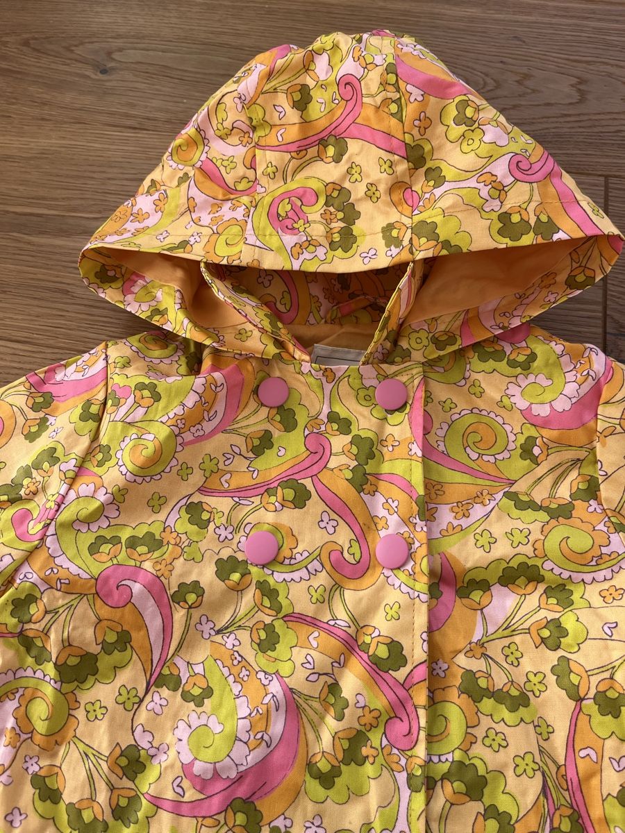 Next Giacche & Cappotti: Gr.110 Neue Regenjacke von Next – Nuovo e nell'imballaggio originale da Emmetten venduto da Small_Things666 6