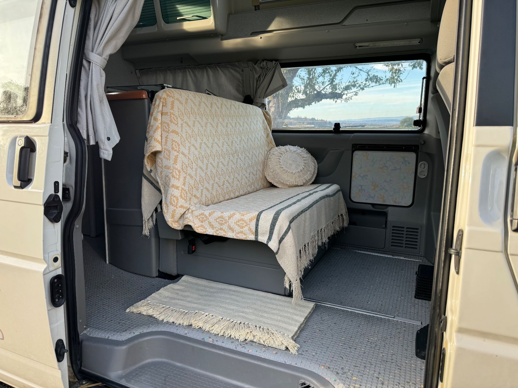 VW California Exclusive Swiss Edition – VR6 | Top Zustand (Gebraucht ...