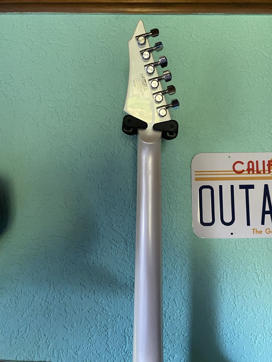Cort Strumenti musicali: Rhoads style V by Cort – Usato da Fey venduto da Griffin_guitars 3