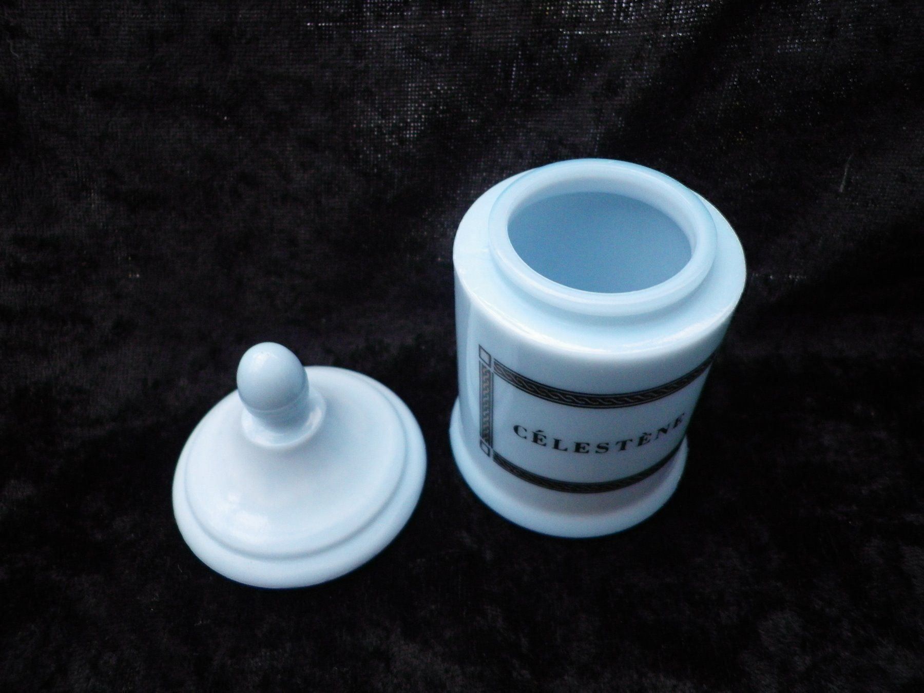Pentole: 1 alte Apothekentiegel hellbau – Usato da Reinach BL venduto da Annodomini 2