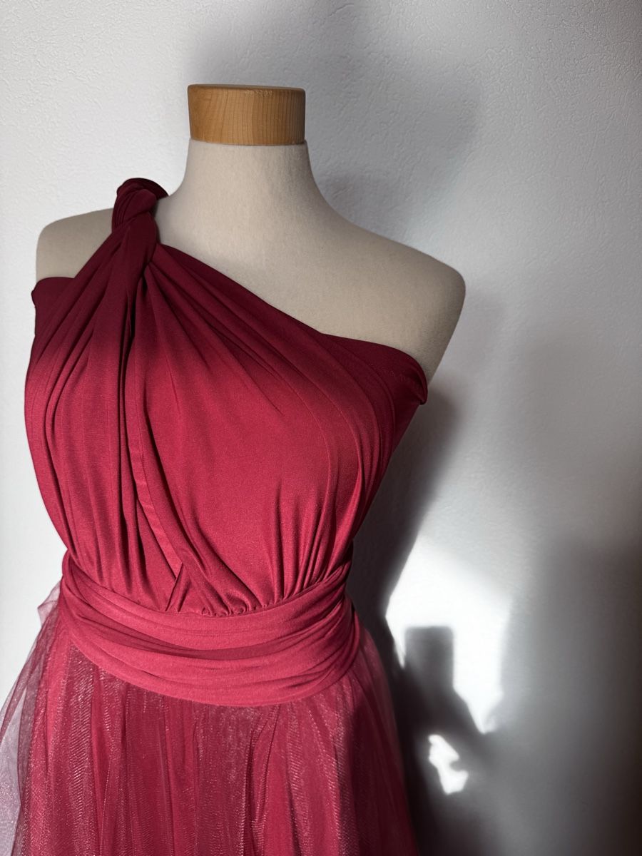 Vestiti: Kleid / Brautjungfern Kleid – Usato da Hünibach venduto da s.leptir 1