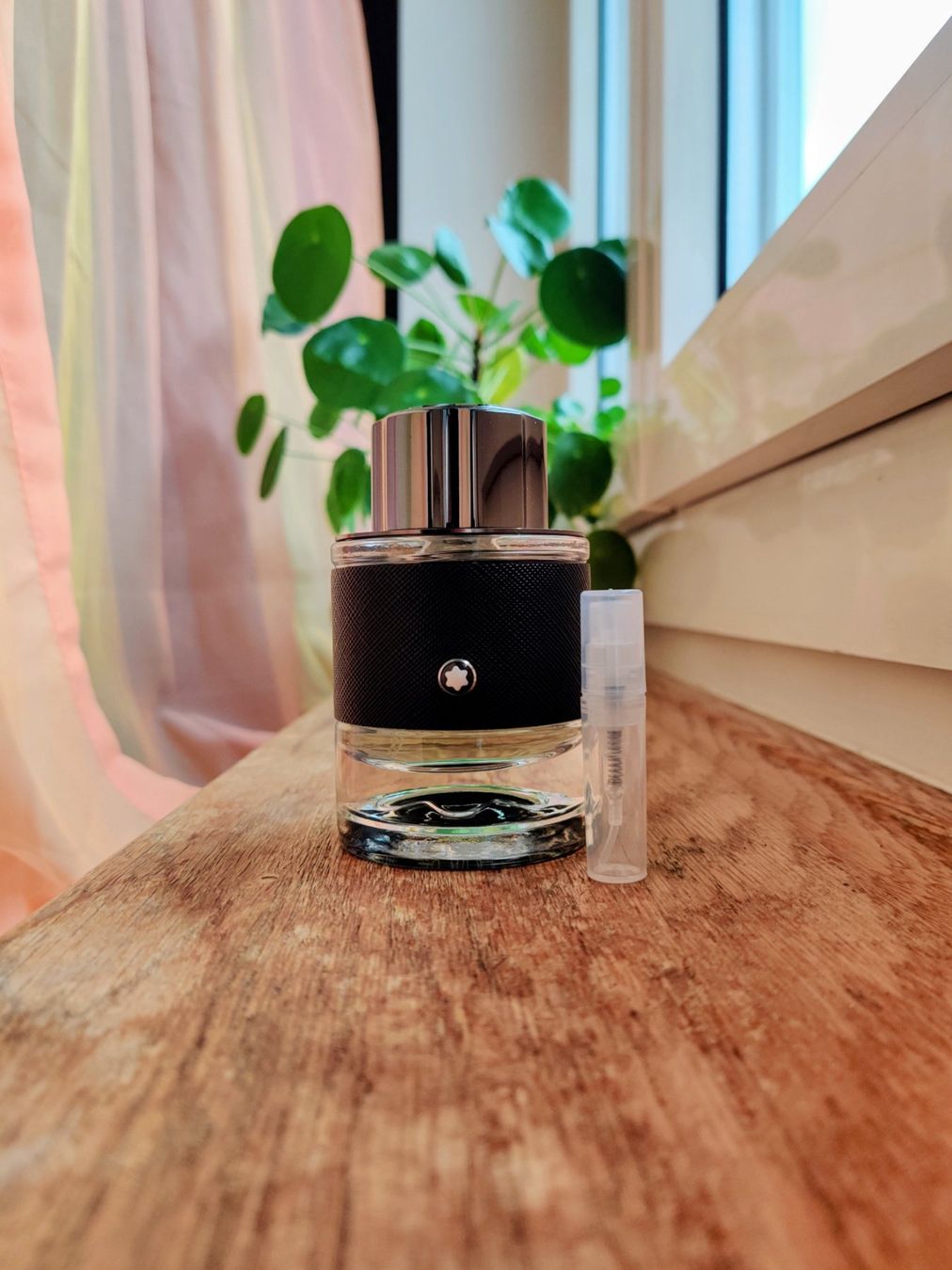 Parfum & Eau de Toilette: 2ml Parfümprobe Montblanc Explorer – Gebraucht aus Bern von BlackMilk24