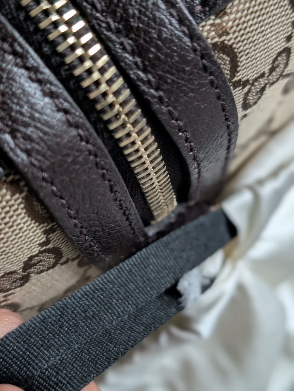 Gucci Borse da donna: Gucci Boston Bag Biene Vintage Web Medium GG – Nuovo (secondo la descrizione) da Merenschwand venduto da lorelei-05 8