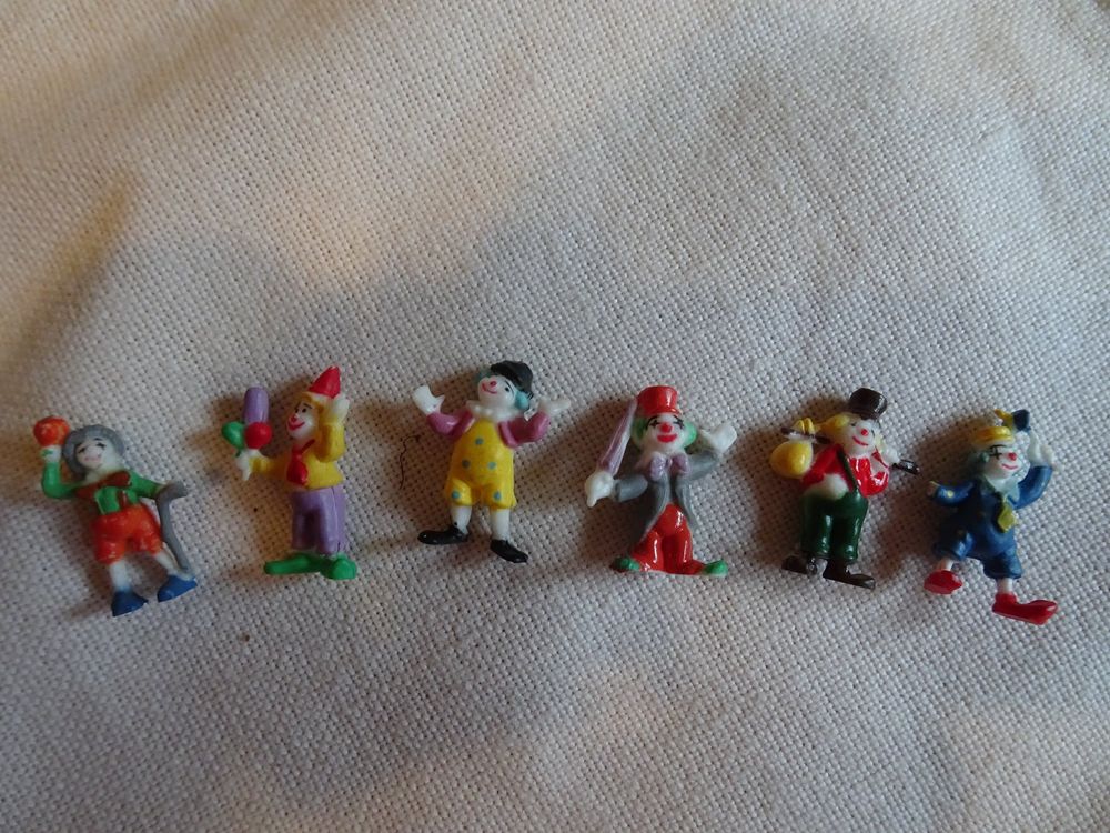 Mini-Teetassen-Set Aus Metall – Vintage Stil Für Puppenhaus, Deko Oder Fotos