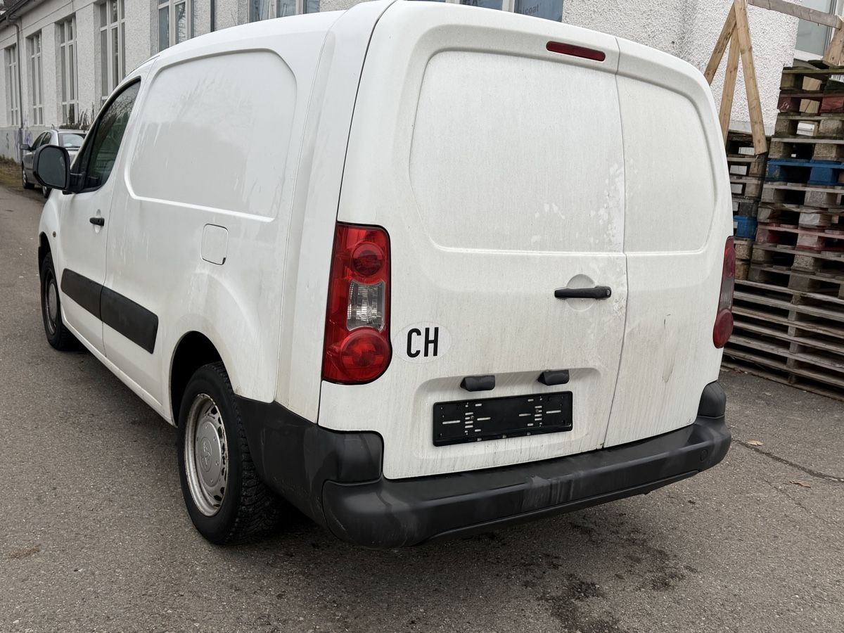 Peugeot Veicoli commerciali: Peugeot Partner 1,6 Diesel  – Usato da Amriswil venduto da Autocent 4
