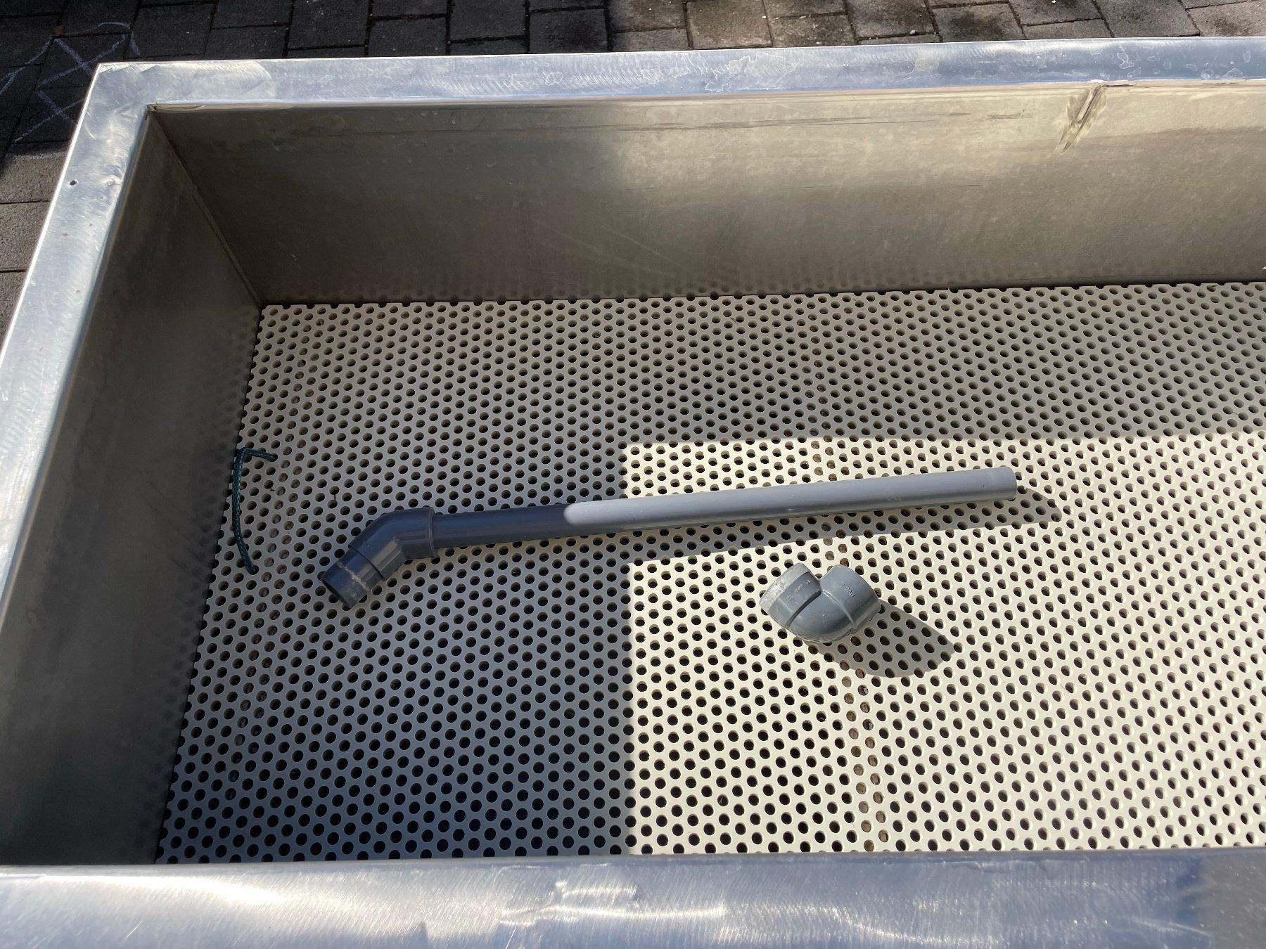 Spülbecken & Waschbecken: Edelstahl-Trog / Waschbecken – Gebraucht aus Klingnau von buechi21 9