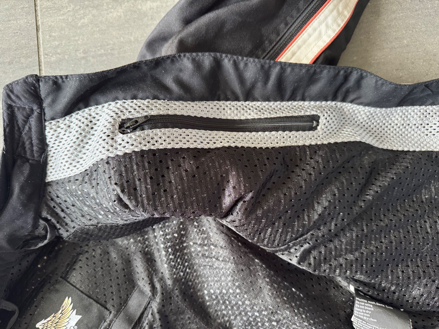 Harley-Davidson Giacche: Harley Davidson Protektorjacke, Top Zustand, Grösse M – Usato da Stäfa venduto da Flottekurtchen 3