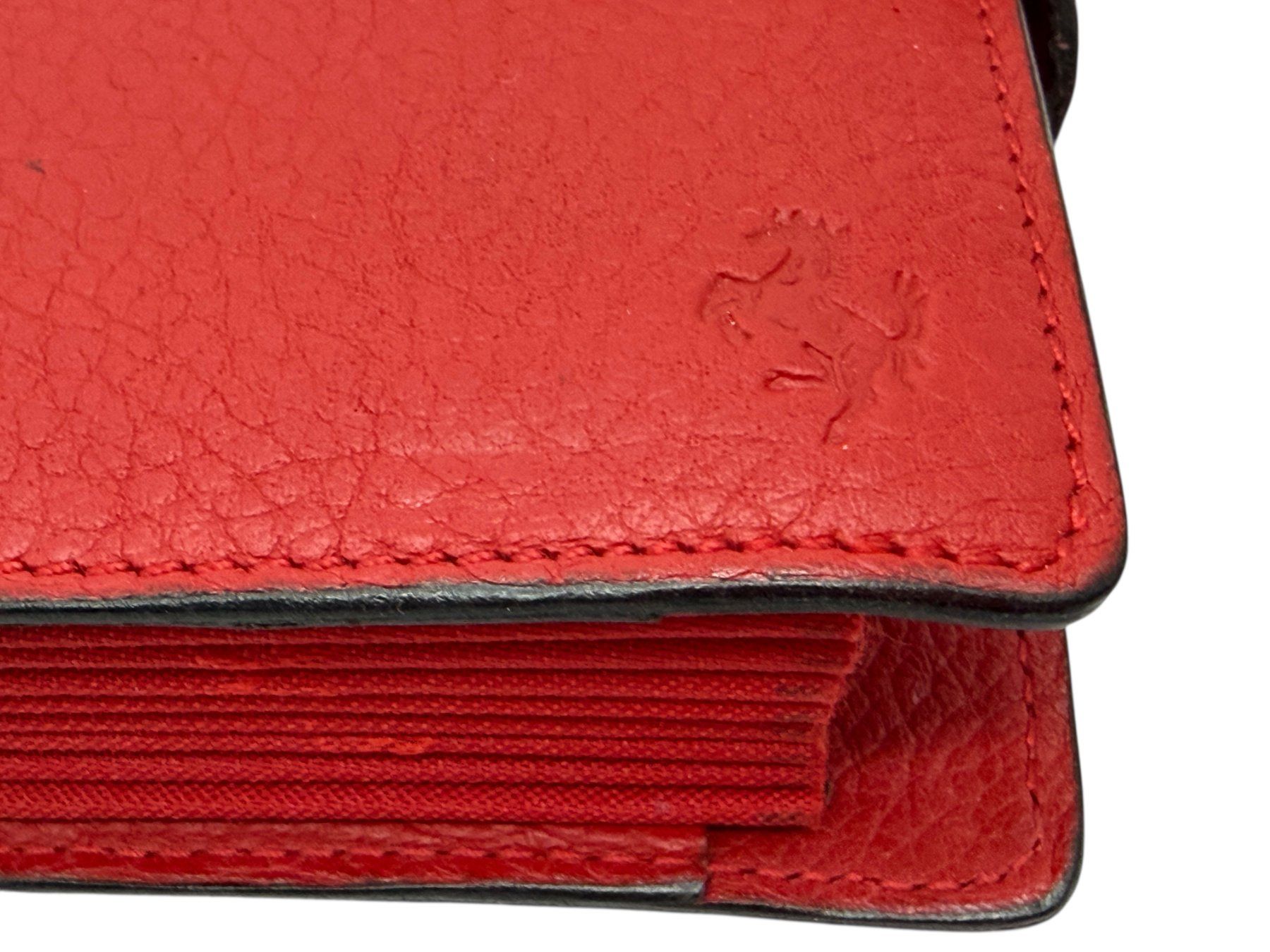 Valigie & Borse: Porte-CD FERRARI en cuir véritable – Usato da Morges venduto da vintiques 3