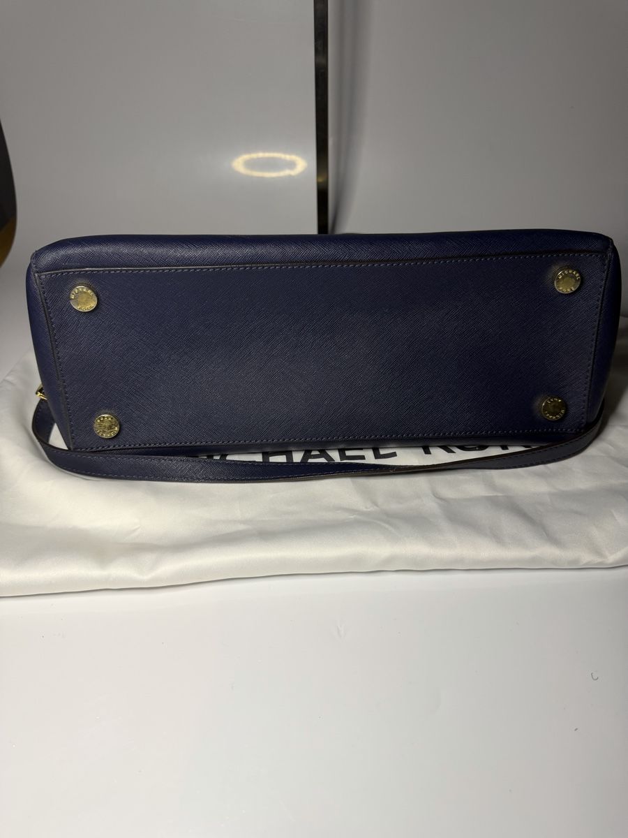 Michael Kors Borse da donna: Original Michael Kors Handtasche Dunkelblau – Nuovo (secondo la descrizione) da Vionnaz venduto da b_f_d_r_g 4