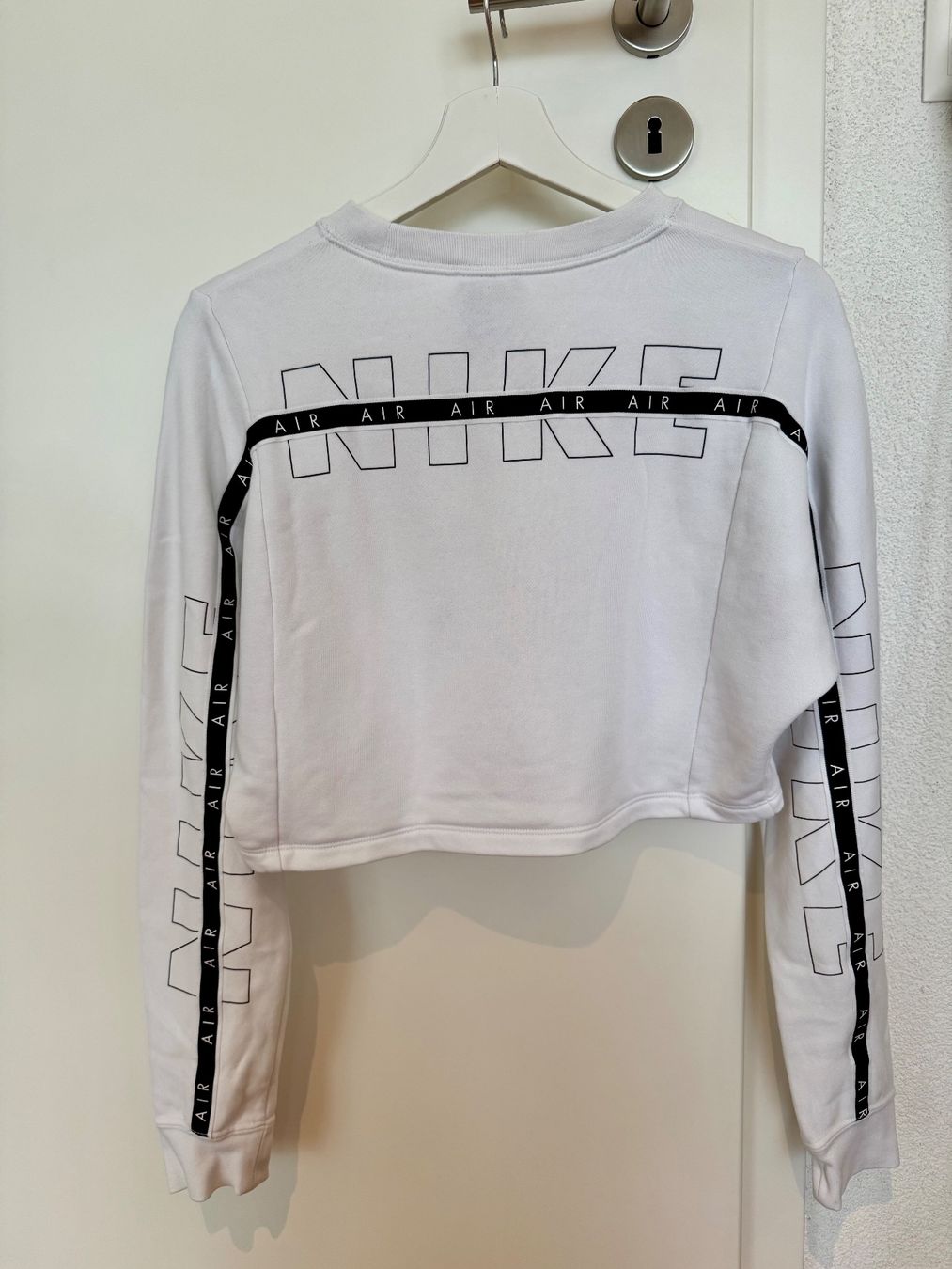 Nike Pulls & Sweat-shirts: Nike-Pullover (neuwertig) – Neuf (Voir description) à Biel-Benken BL par csr_b6dz 2