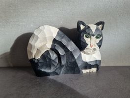 Holz-Katze, handgeschnitzt, signiert James Haddon