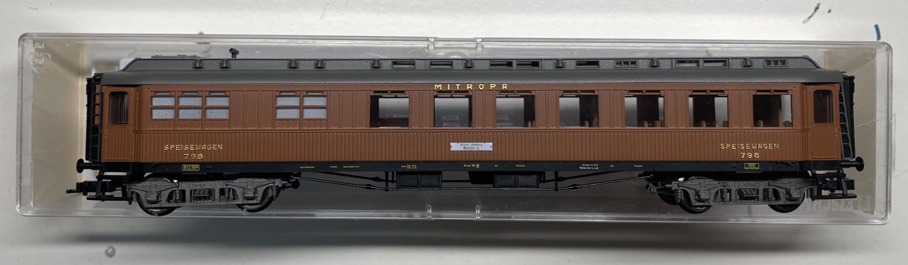 Fleischmann Modellini di ferrovie: Fleischmann HO DRG Speisewagen Mitropa 5081K – Usato da Le Landeron venduto da patrick_train 2
