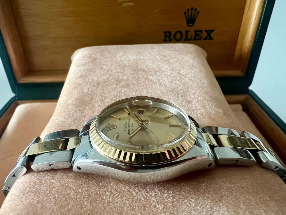 Rolex Orologi: ROLEX Oyster Perpetual 26, Ref. 6917, Automatic, with box – Usato da Le Mont-sur-Lausanne venduto da LycaGallery 4