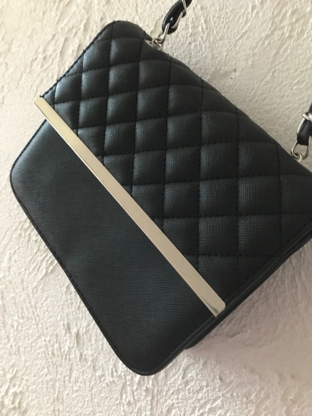 Borse da donna: Handtasche schwarz mit silber – Usato da Waldenburg venduto da Oliro75 1