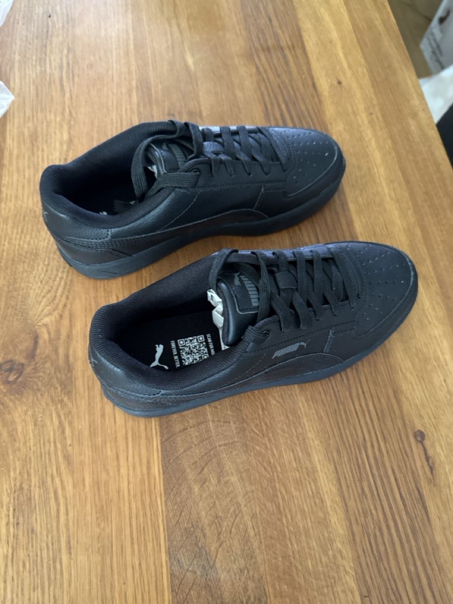 Puma Herrenschuhe: Neue Puma Caven Sneaker schwarz 2.0 Gr. 38 – Neu und originalverpackt aus Therwil von Schneefra1 1